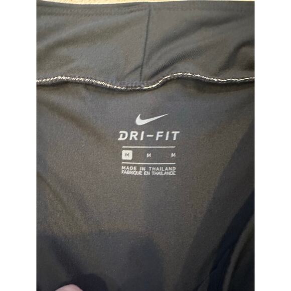 Medium Nike Dri-Fit Skort - Picture 4 of 5